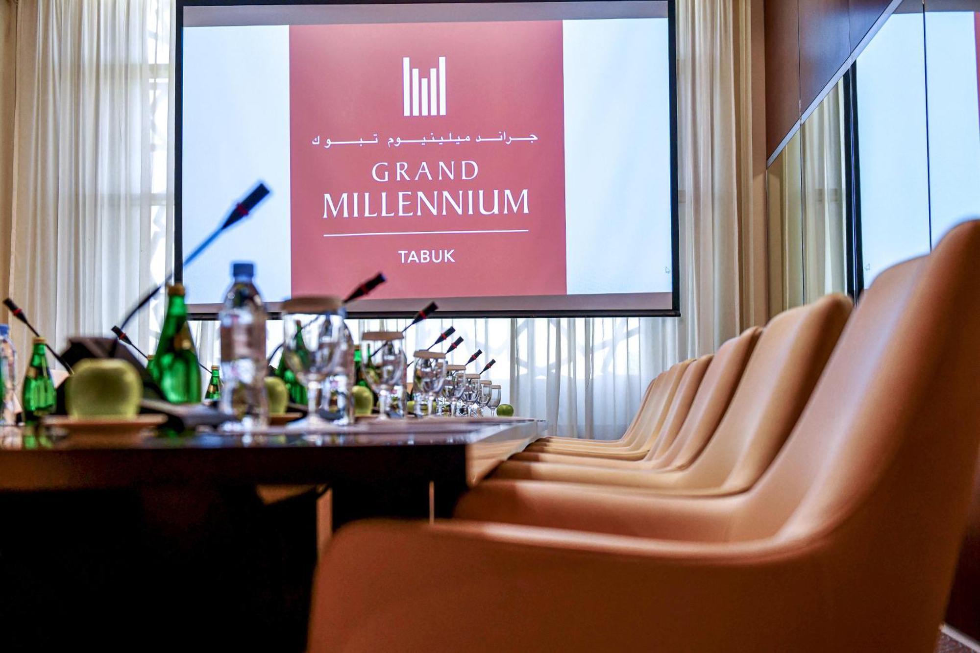 Grand Millennium Tabuk Otel Dış mekan fotoğraf